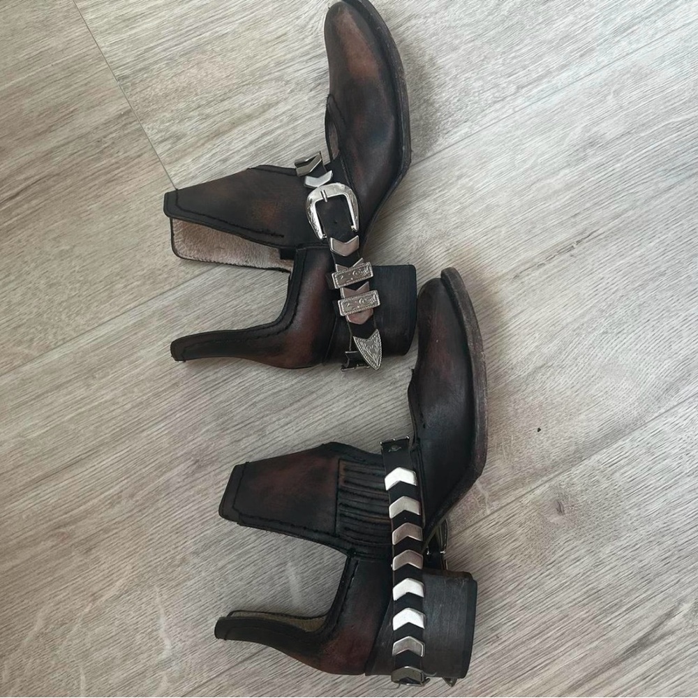 Freebird by Steven ‘Blade’ brown leather harness booties sz 7